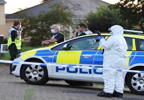 UK : अंधाधुंध फायरिंग में 6 लोगों की मौत, आतंकी के मारे जाने की संभावना