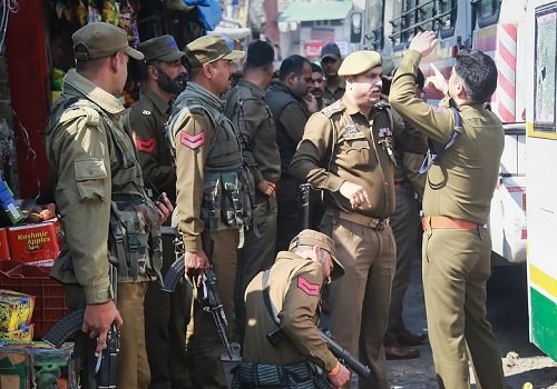 जम्मू-कश्मीर में अचानक हिंसा में बढ़ोतरी को लेकर सुरक्षा बल सतर्क, 570 संदिग्धों को किया गिरफ्तार