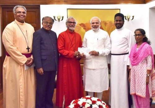 केरल : PM के कार्यक्रम में शामिल हुए पादरियों पर सवाल उठाने वाले वामपंथी मंत्री पर चर्च ने साधा निशाना 