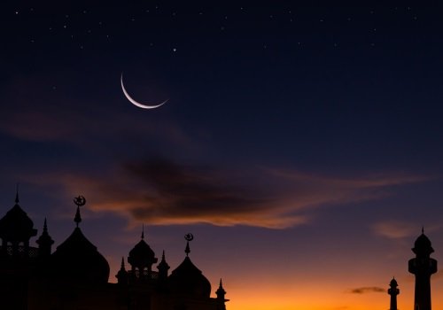 ईद और रमजान का संदेश : धार्मिक कर्मकांडों का पालन मानवता की  अनुभूति का महत्वपूर्ण हिस्सा है