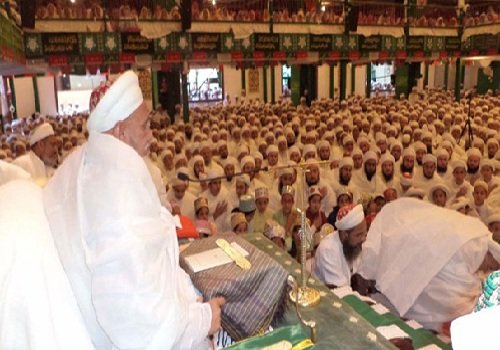 भारतीय बहुलवाद संस्कृति और दाऊदी बोहरा समुदाय, आधुनिकता और धार्मिकता का उदाहरण 
