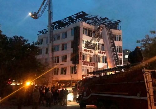 दिल्ली में होटल अग्निकांड के बाद बीएंडबी नीति पर ब्रेक