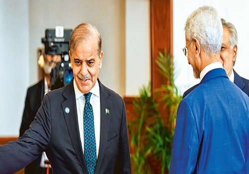 भारत-पाक संबंध : संकेत, संयोग या रणनीति, आखिर वर्तमान परिदृश्य के मायने क्या हैं?