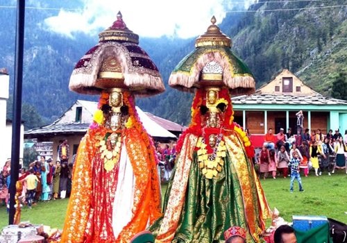 देवभूमि हिमालय : कुल्लू घाटी में देवताओं की जीवंत परंपरा